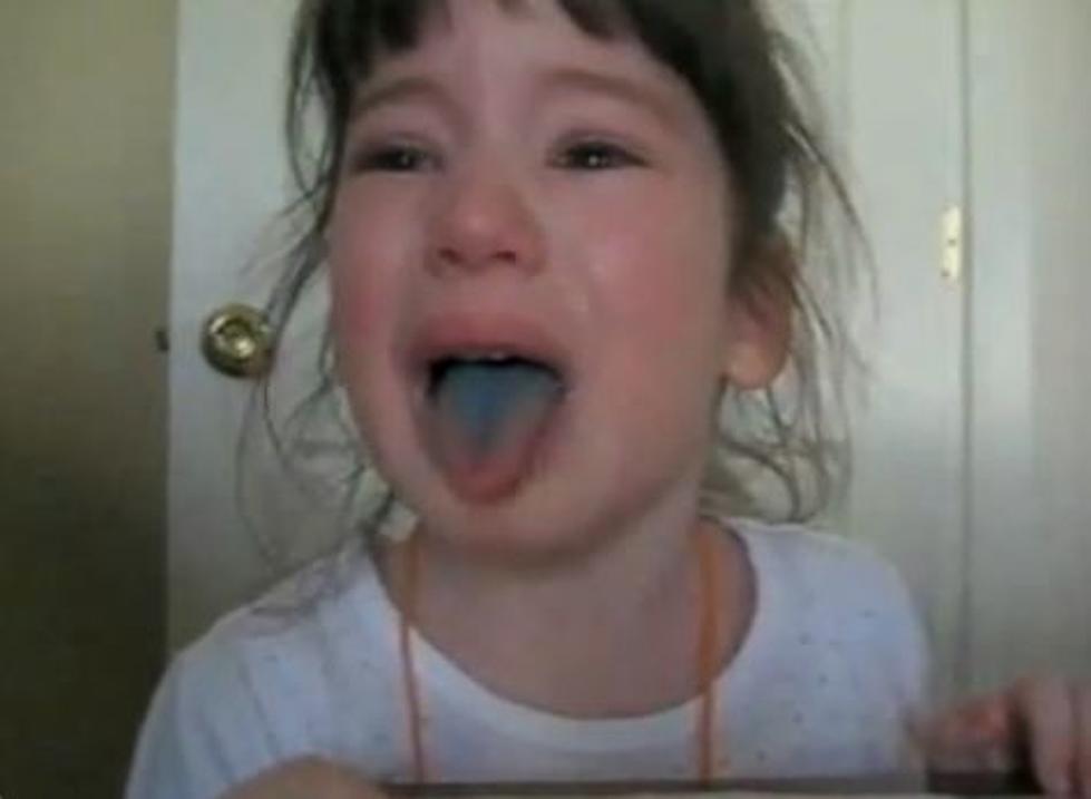 Girl Sad Because She Has a Blue Tongue. Mom: “Were You Licking Smurfs?” [VIDEO]