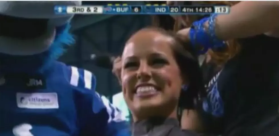 Two Indianapolis Colts Cheerleaders Shave Their Heads In Support of Head Coach [VIDEO]