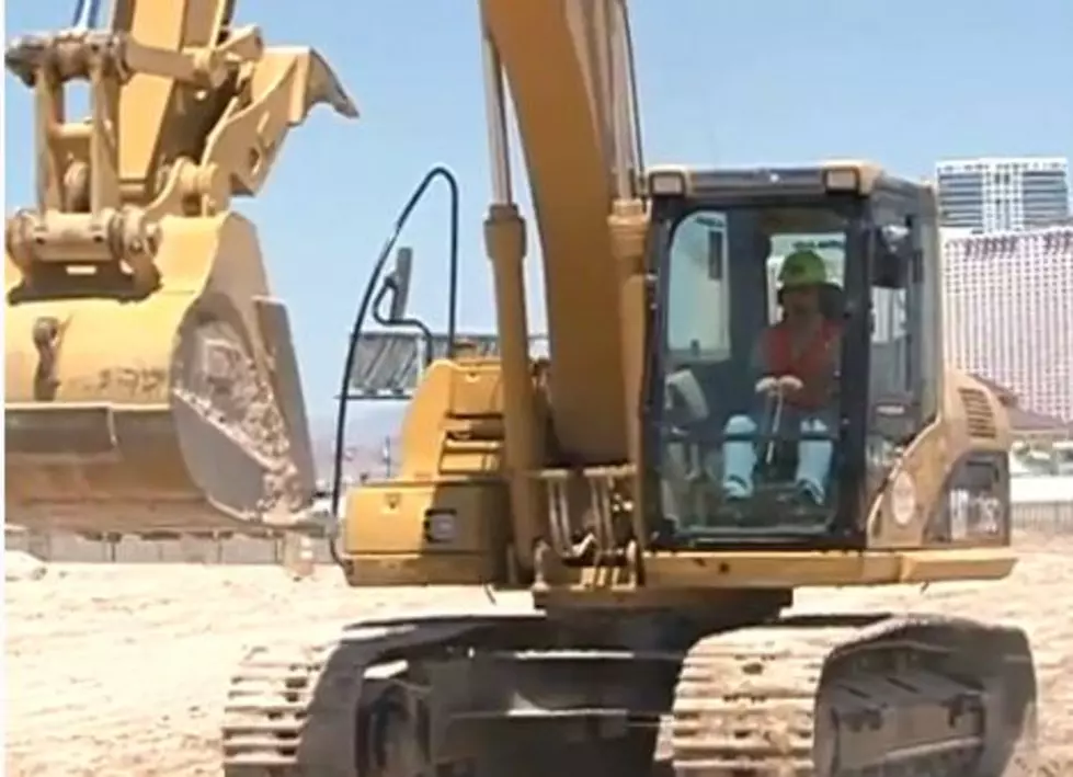 Giant Sandbox For Adults is Waiting For You in Las Vegas [VIDEO]