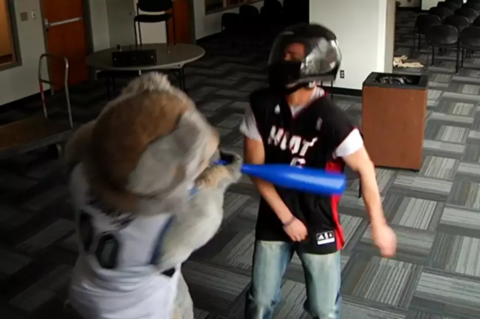 Crunch the Timberwolves Mascot Joins the &#8220;Harlem Shake&#8221; Video Craze Involving the Miami Heat [VIDEO]
