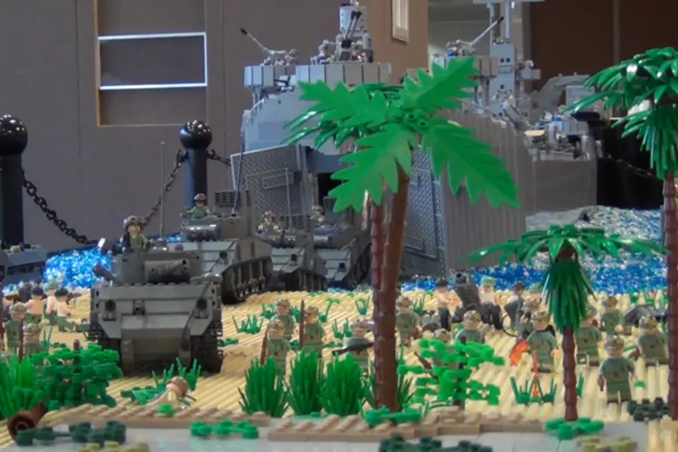 Lego Brickmania Strikes at the 2013 Arrowhead Home and Builder&#8217;s Show [VIDEO]