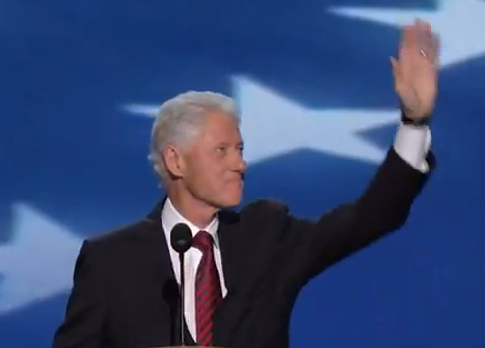 Former President Bill Clinton Sings “Blurred Lines” [VIDEO]