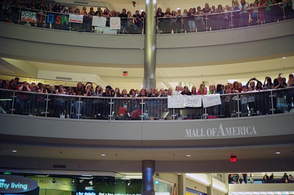 File this Under Bad Ideas: Teen Does Handstand from Second Floor Balcony of Mall of America, and Falls Below