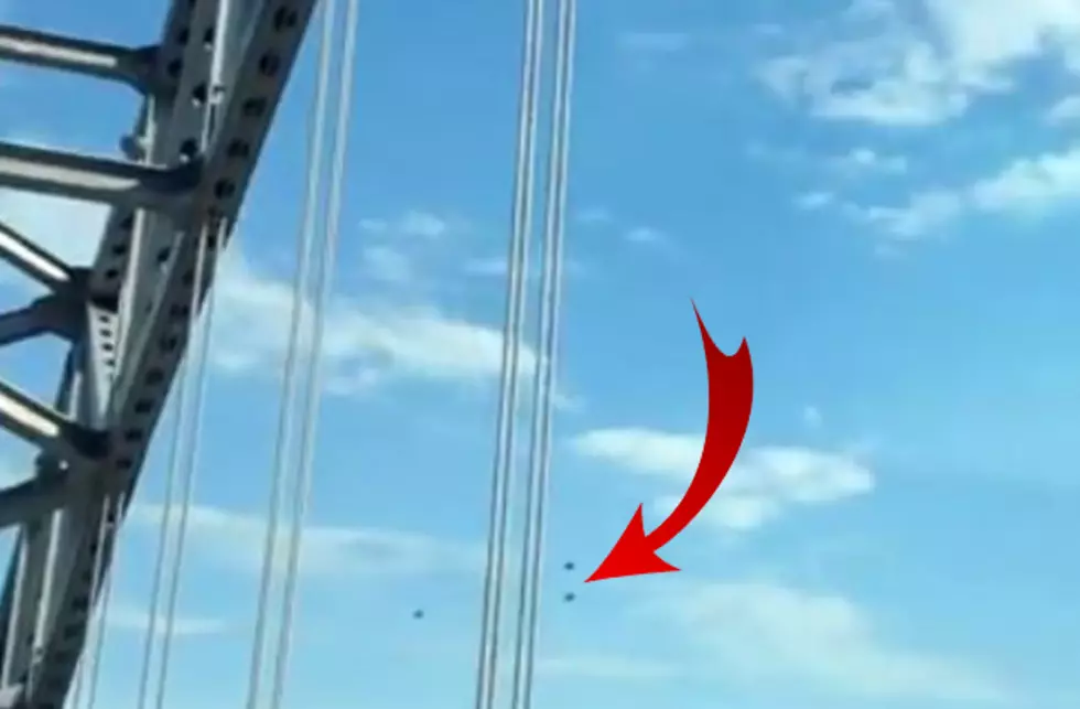 Military Helicopters Buzz The Blatnik Bridge in Duluth [VIDEO]