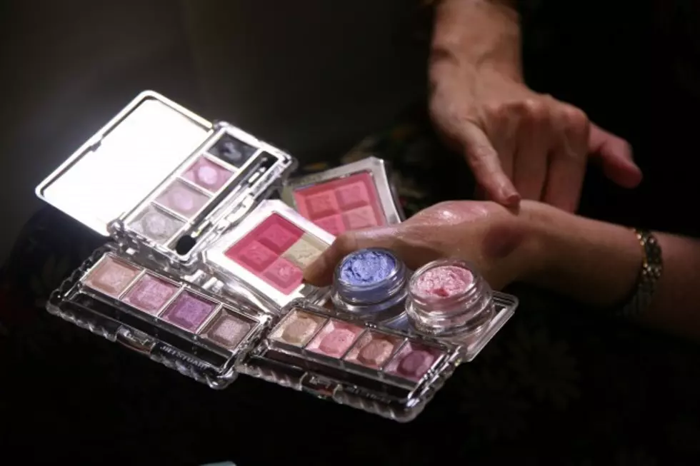 Study Shows That Half of Girls as Young as Twelve, Wear Make Up Every Day [VIDEO]