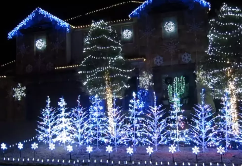 House With Synchronized Christmas Light Show to ‘Let It Go’ from ‘Frozen’ Soundtrack [VIDEO]