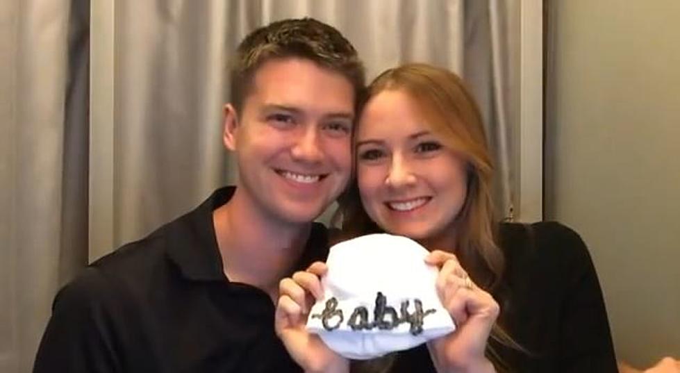Minnesota Couples Baby Announcement Goes Viral [VIDEO]