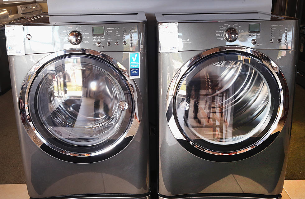 World’s Greatest Tips on How to Wash and Preserve Certain Types of Clothing [VIDEO]