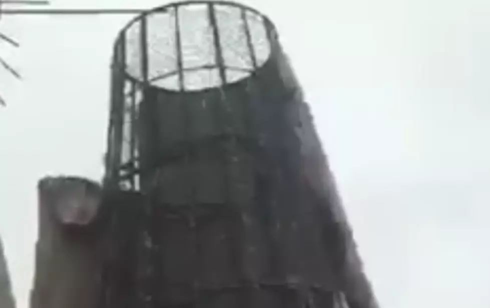 Bentleyville Christmas Tree Tarp Destroyed by High Winds [VIDEO]