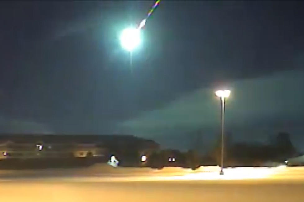 Brilliant Meteor Fireball Seen In MN
