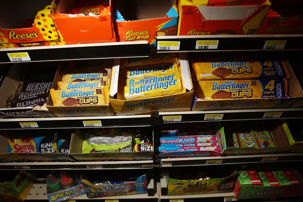 Minnesota’s Largest Candy Store Makes Most of Accident