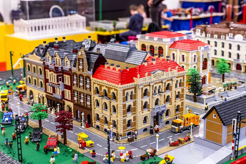 The First Ever Lego Fan Convention Is Coming To Minnesota This Spring