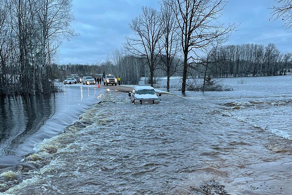 Minnesota Driver Attempts To Drive Through Flooded Road