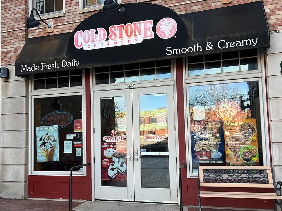 A Sign Of Summertime! Duluth’s Canal Park Cold Stone Creamery Opens For The Season