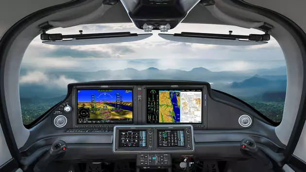 Minnesota Based Cirrus Unveils Changes to Bestselling Airplane