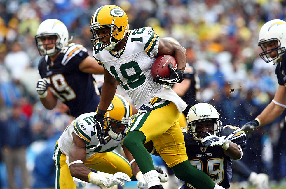 Green Bay Packers Wide Receiver Randall Cobb Left Practice Field With Shoulder Issue