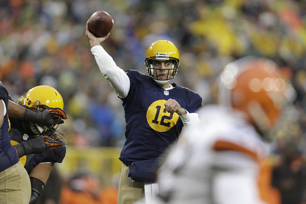 Rodgers Leads Packers Over Browns 31-13