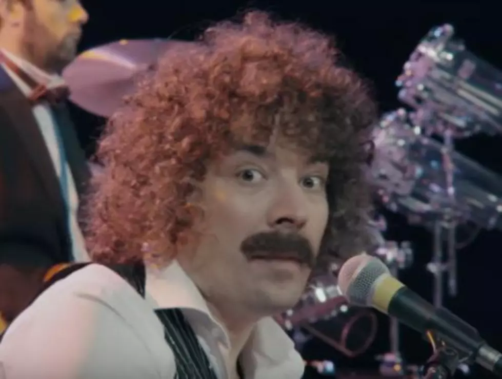 Jimmy Fallon Recreates Styx &#8216;Too Much Time On My Hands&#8217; Music Video