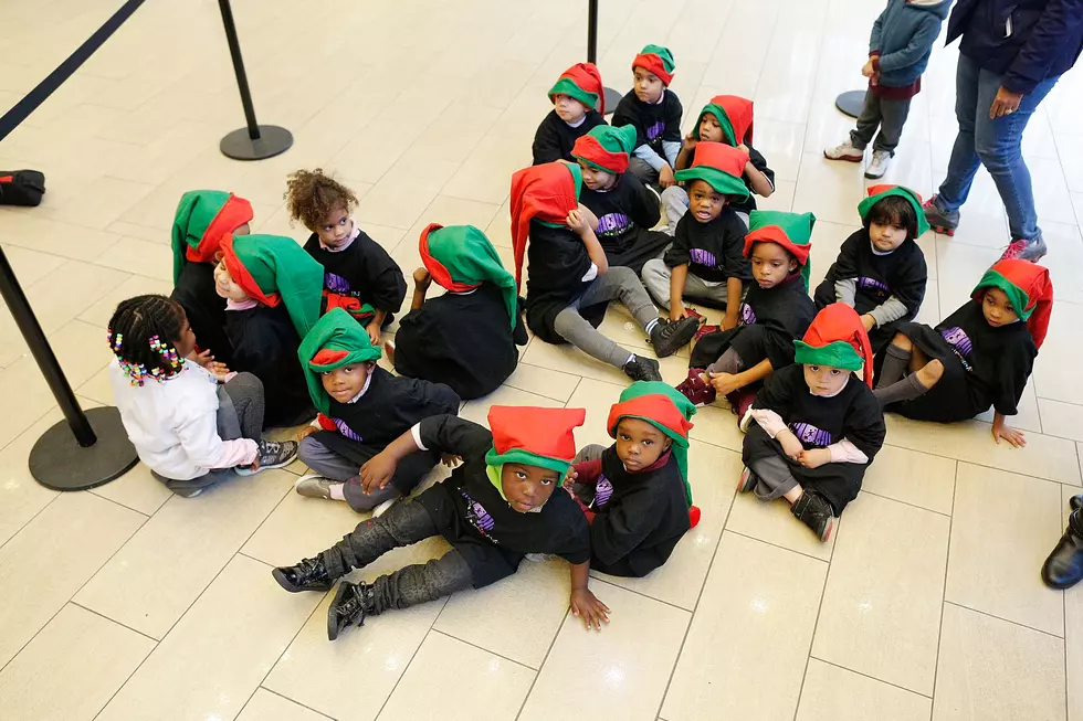 Santa’s Elf In Training Worshop At Miller Hill Mall