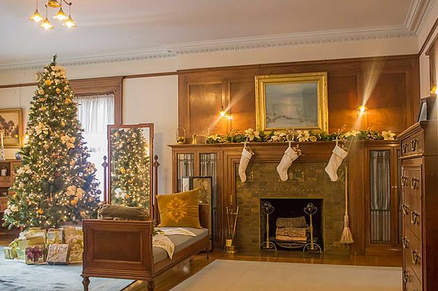 Glensheen To Close On Selects Dates For Christmas Decorating
