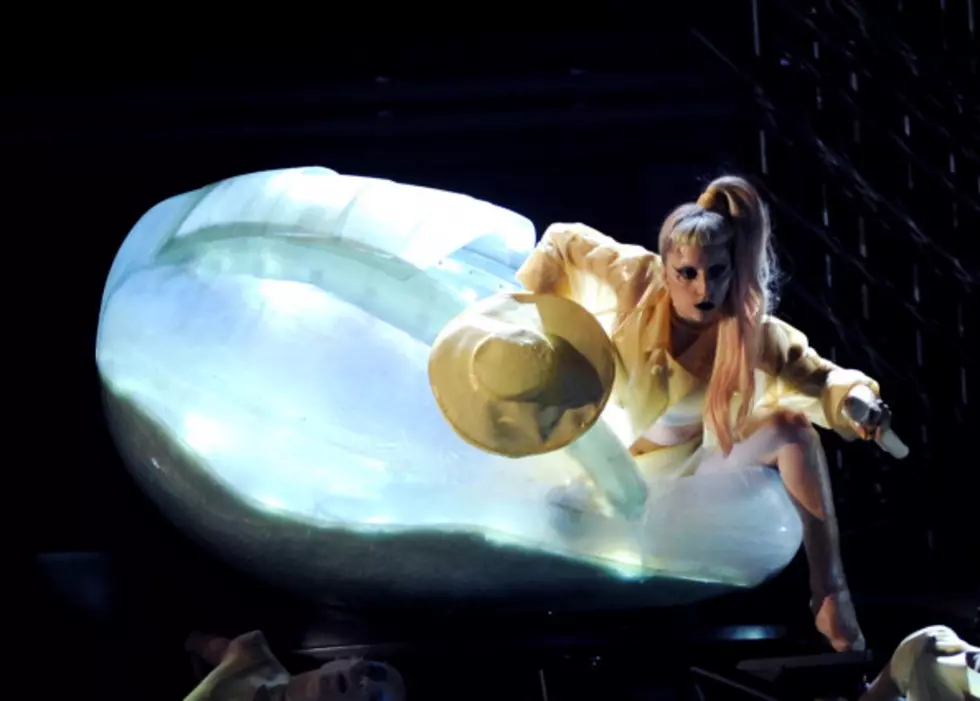 Lady Gaga’s ‘Born This Way’ Is Fastest-Selling iTunes Single in History