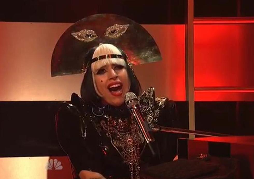 Lady Gaga Performs On Saturday Night Live Season Finale [VIDEO]