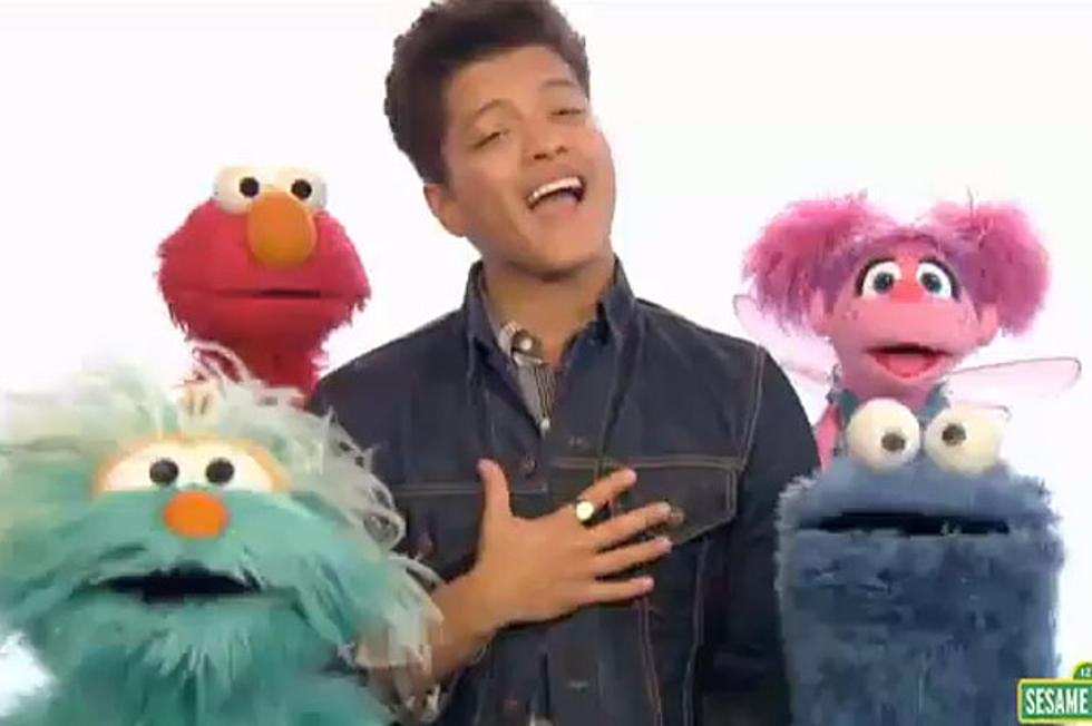 Bruno Mars Tells Friends ‘Don’t Give Up’ on ‘Sesame Street’ Clip [VIDEO]