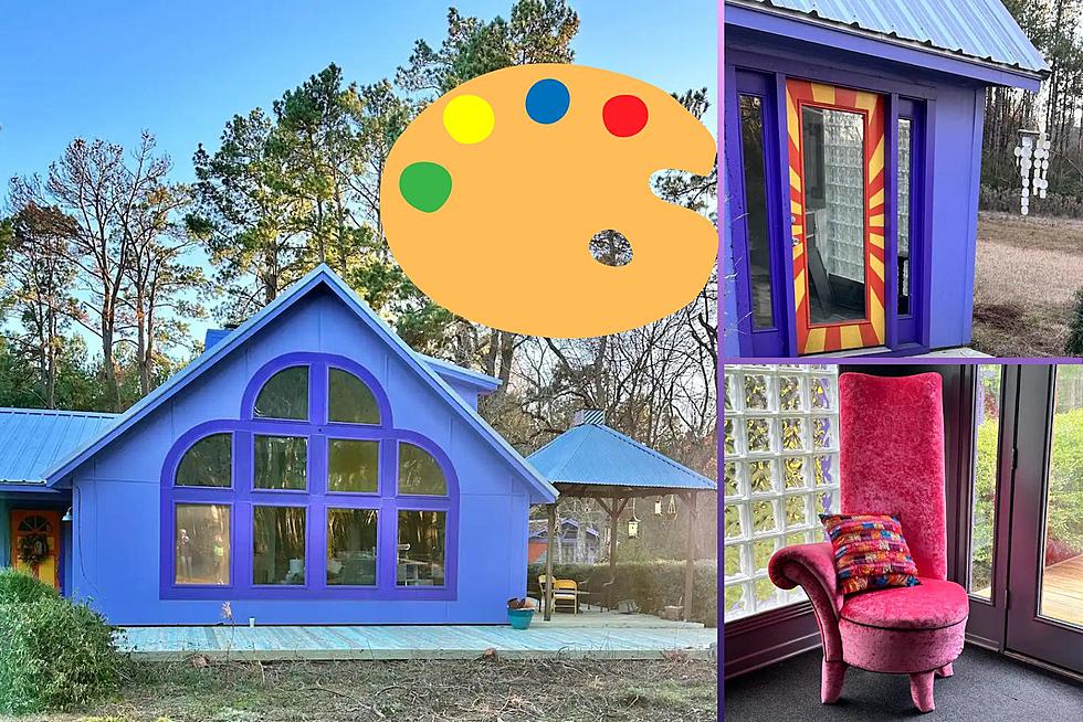 See Inside This Vibrant Purple Lufkin, Texas Airbnb