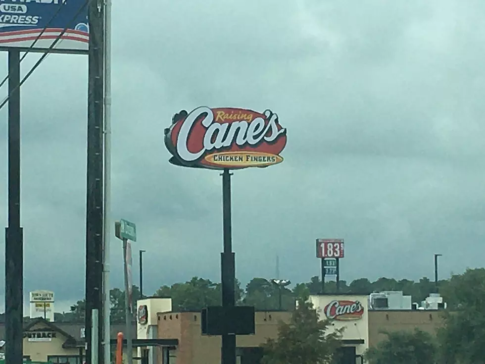 Raising Cane’s Update: New Signs Up, Hiring Staff, And Open Date!