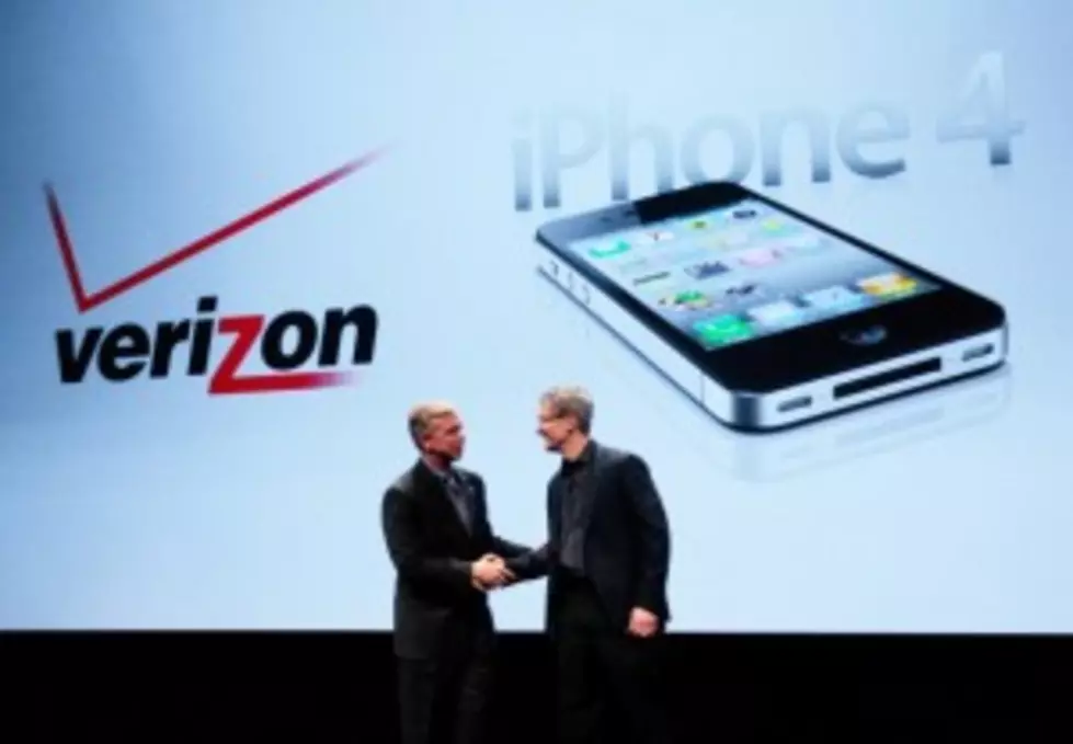 Verizon Gets iPhone 4 (Finally!)