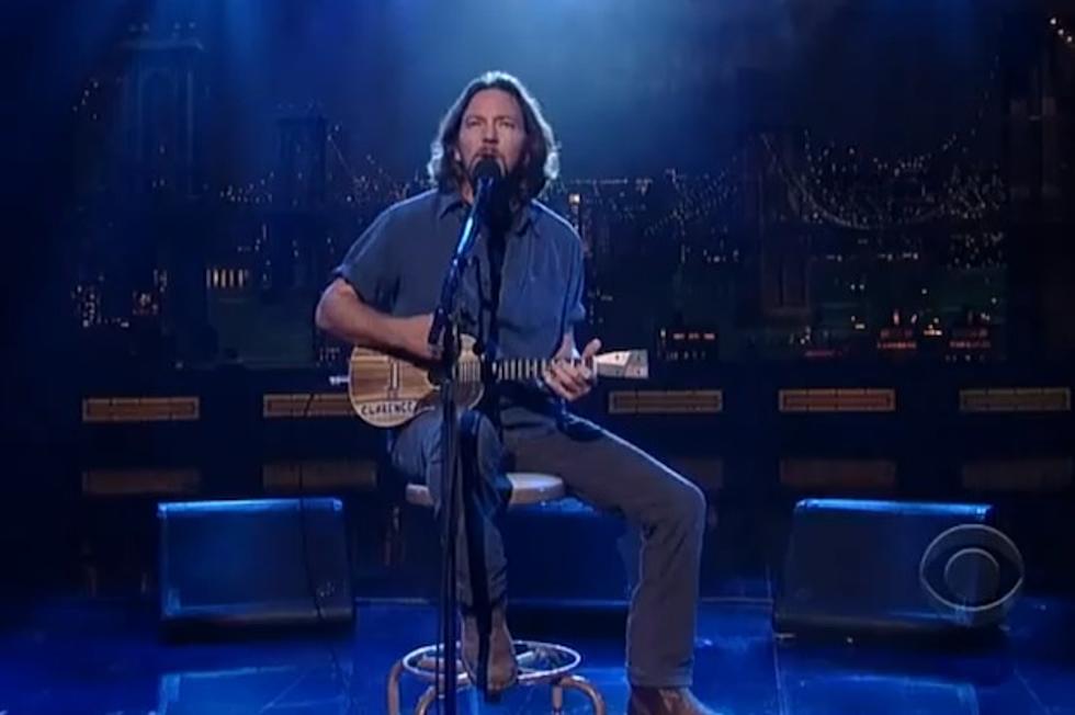 Eddie Vedder Honors Clarence Clemons With Touching Performance on ‘Letterman’ [VIDEO]