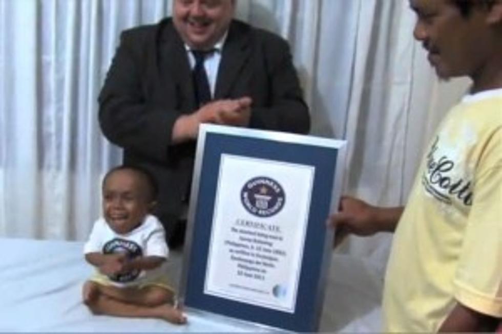 The World’s Shortest Man, Is As Small As A Baby!  Believe It or Not?! [VIDEO]