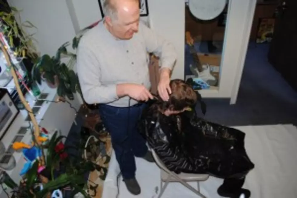 Blind Man Gives Our Web Guy a Hair Cut For &#8216;March Baldness&#8217; [VIDEO]