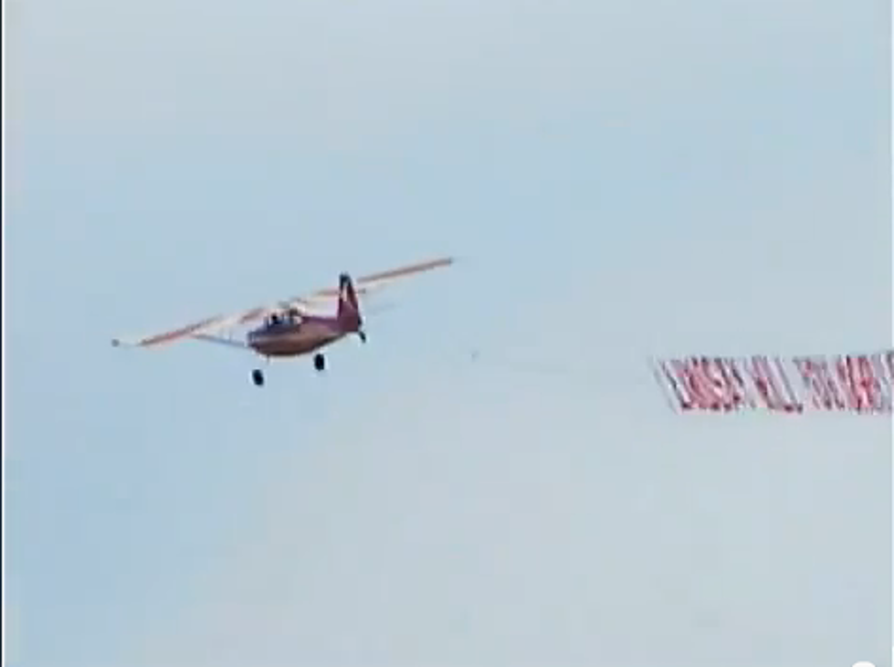 Plane Towing Marriage Banner Crashes, Would You Think It’s an Omen? [POLL]