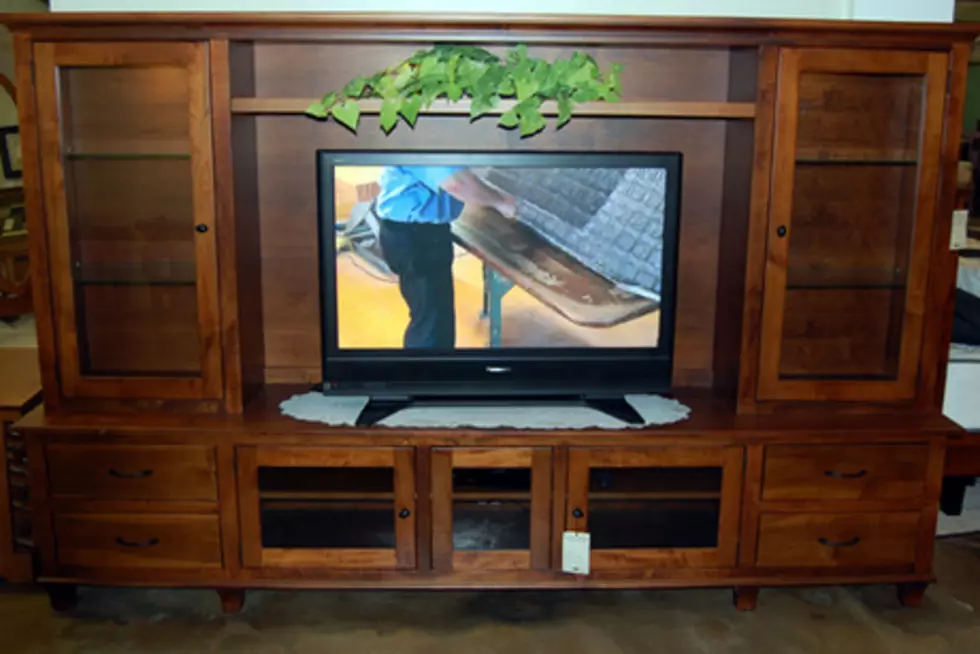 Home Entertainment Center Is Up For Bids – Seize The Deal Auction