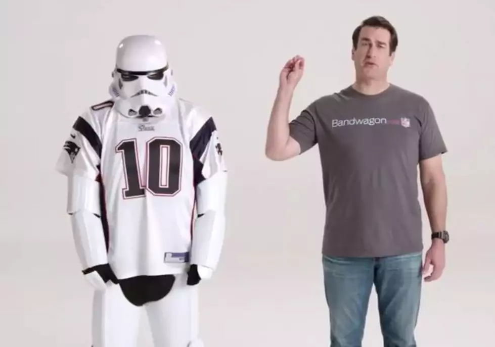 Rob Riggle, Betty White, & Joel McHale Help You Find The Right NFL Bandwagon To Jump Onto [VIDEO]