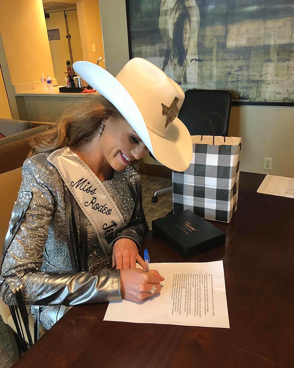 Bobbi Loran from Wichita Falls Named ‘Miss Rodeo Texas’ for 2021