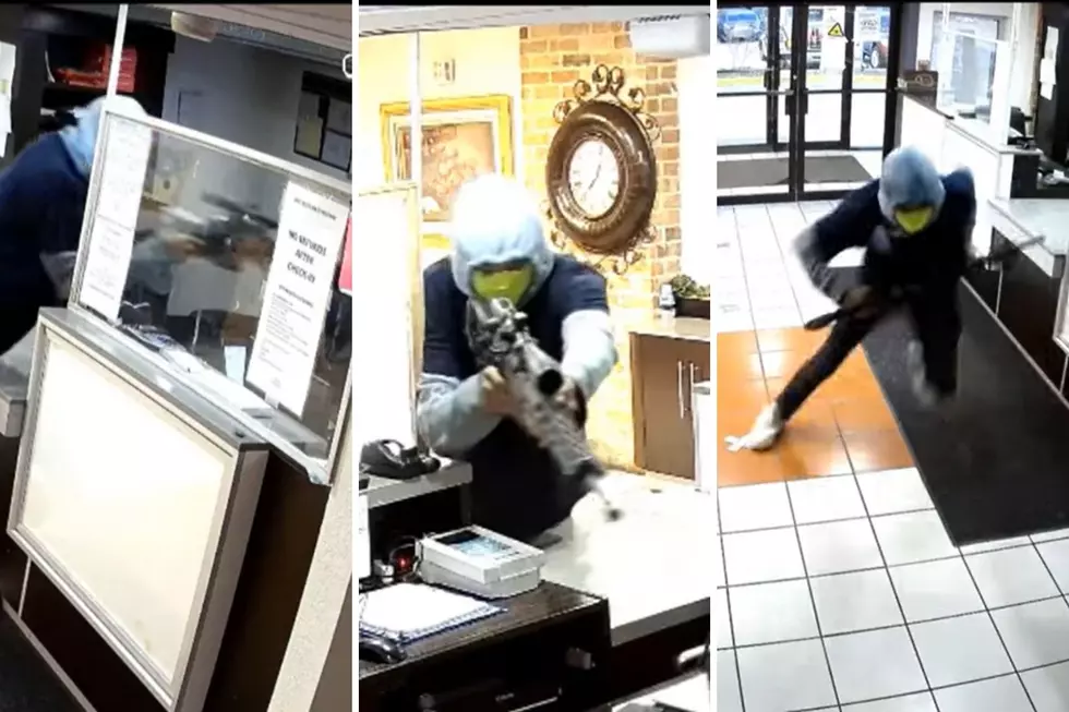 Incredible! Texas Hotel Clerk Takes Down Armed Robber