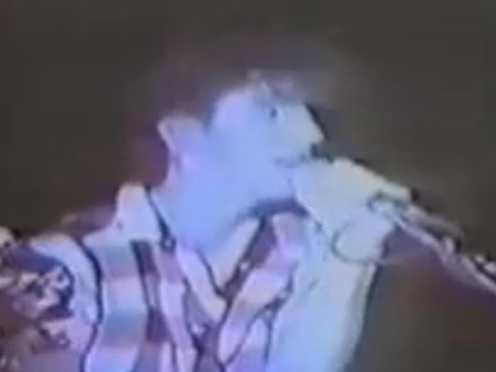 Nine Inch Nails’ Trent Reznor Covers Billy Idol’s ‘Eyes Without a Face’ in Recently Unearthed Video