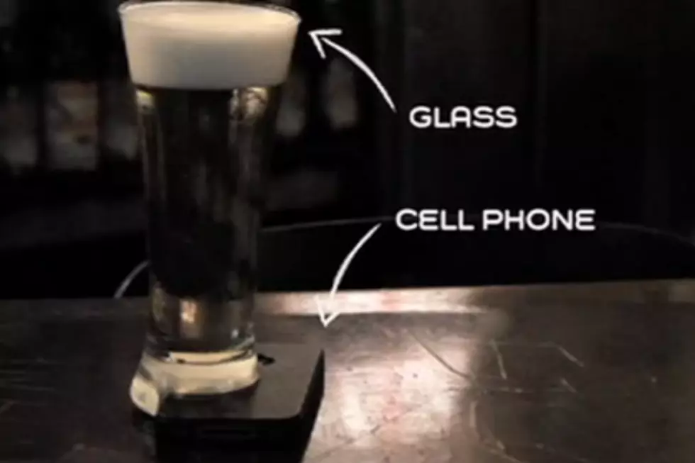 New Offline Beer Glass Forces You to Put Down Your Phone And Talk to People [VIDEO]