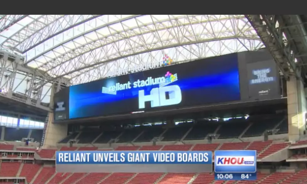 Houston Texans Unveil Largest Television Screens in the NFL [VIDEO]