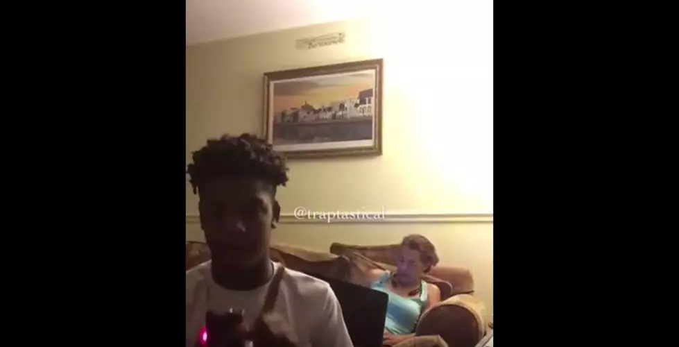 Kid Tases Himself, Mom&#8217;s Reaction is Priceless [VIDEO]