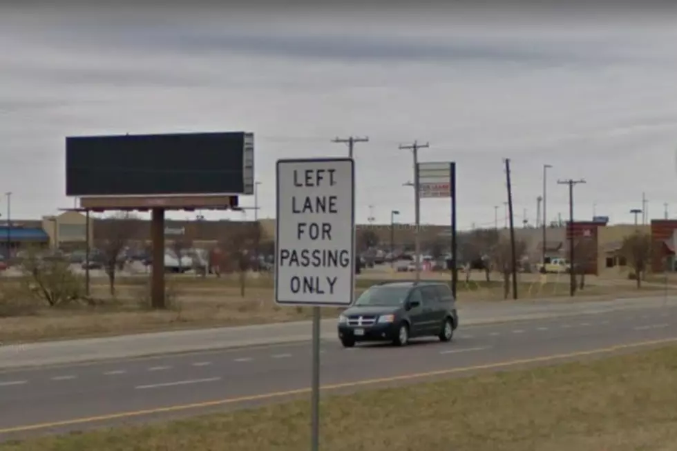 Driving Slow in the Left Lane Will Soon Be Illegal in Oklahoma