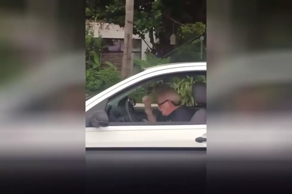 Old Dude Headbanging to Metallica Owns the Internet