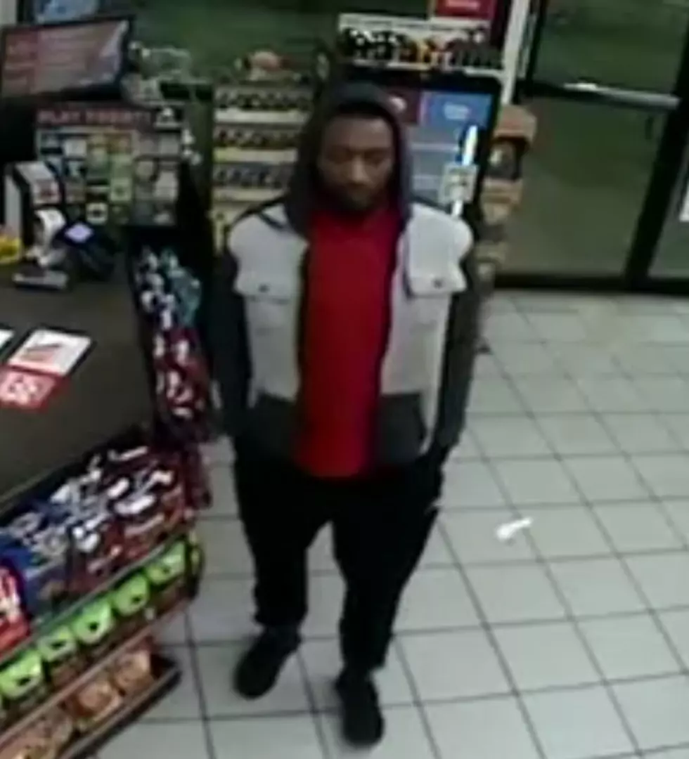 Oklahoma Thief Convinced Clerk He Was There to Work Shift