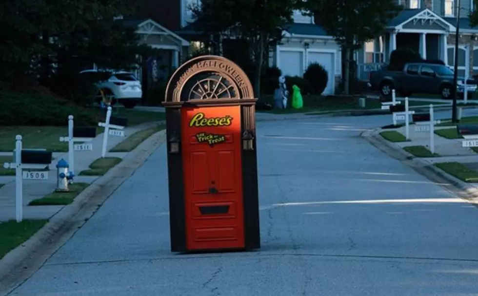 Let’s Get the Reese’s ‘Trick-or-Treat Door’ to Come to Wichita Falls