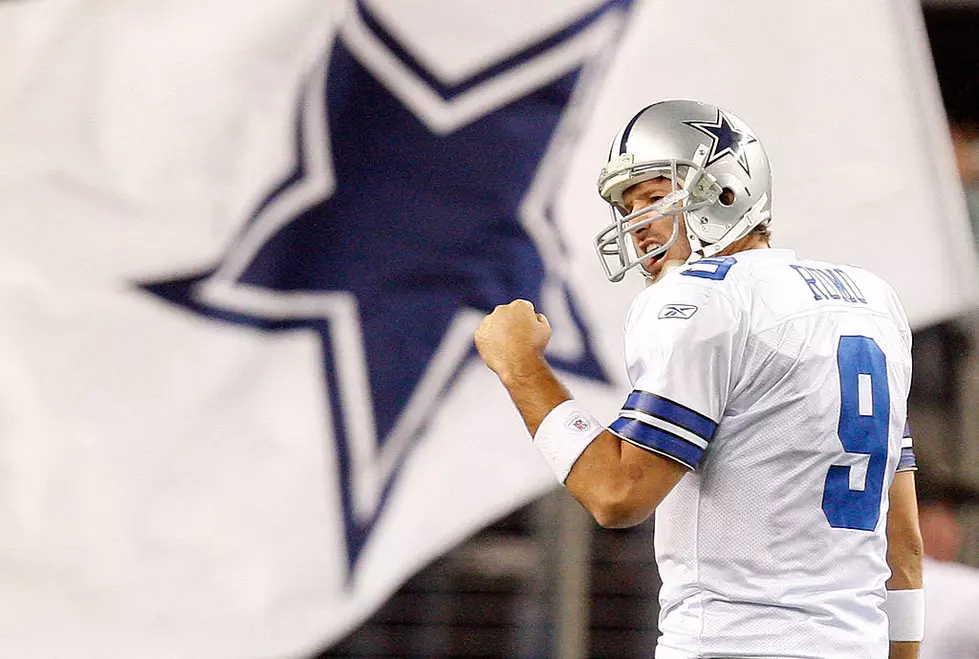 Former Dallas Cowboy Tony Romo Going Into the College Football Hall of Fame