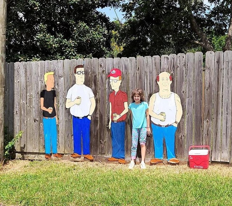Texas Artist Has the Coolest &#8216;King of the Hill&#8217; Fence