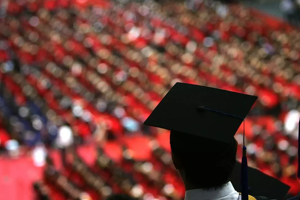 Texas High School Decides to Pre-Record Graduation Speeches