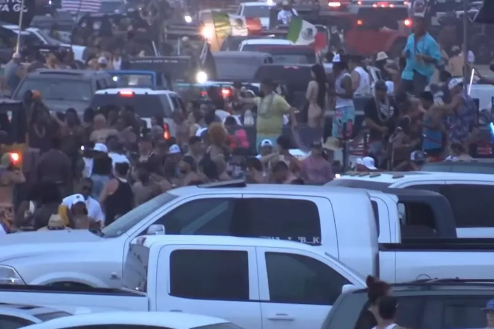 Over 100 People Arrested During Texas ‘Go Topless Jeep Weekend’